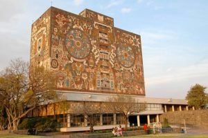 becas en la UNAM